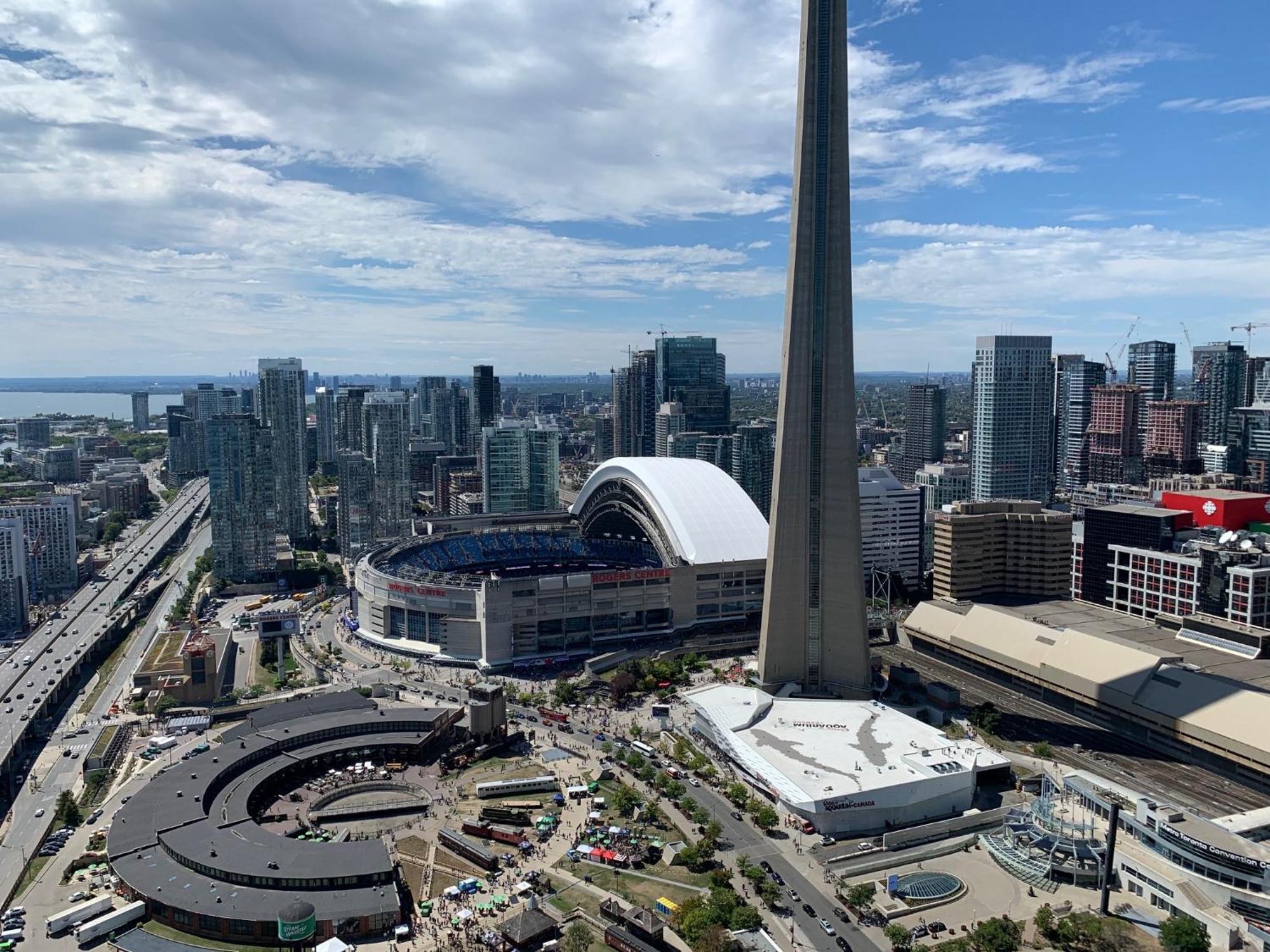 Апартаменты Magnificient View Next Cn Tower/Rogers/Union/Mtcc Торонто Экстерьер фото