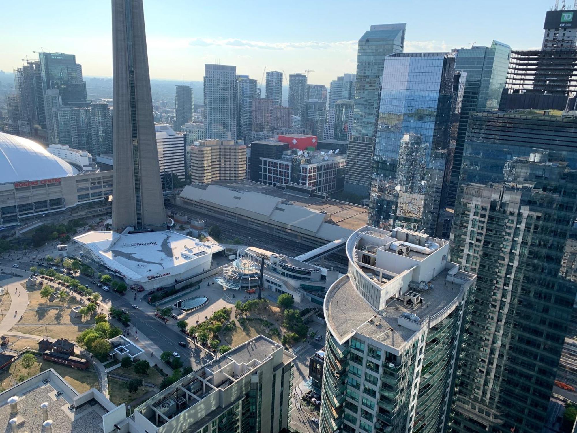 Апартаменты Magnificient View Next Cn Tower/Rogers/Union/Mtcc Торонто Экстерьер фото