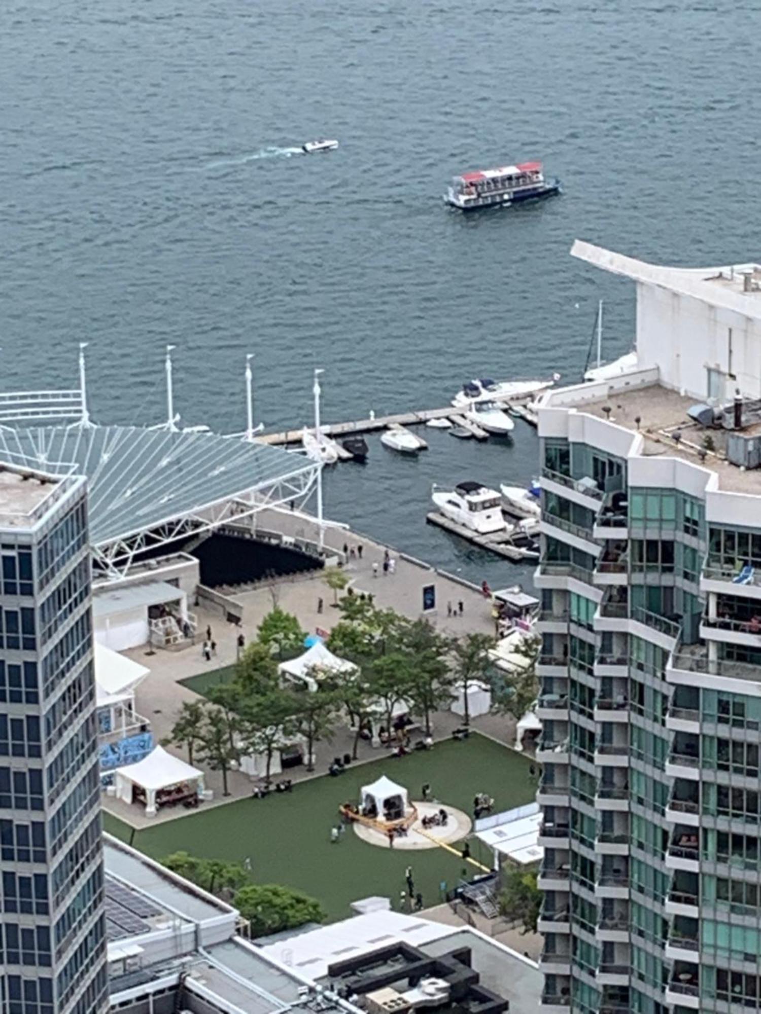 Апартаменты Magnificient View Next Cn Tower/Rogers/Union/Mtcc Торонто Экстерьер фото