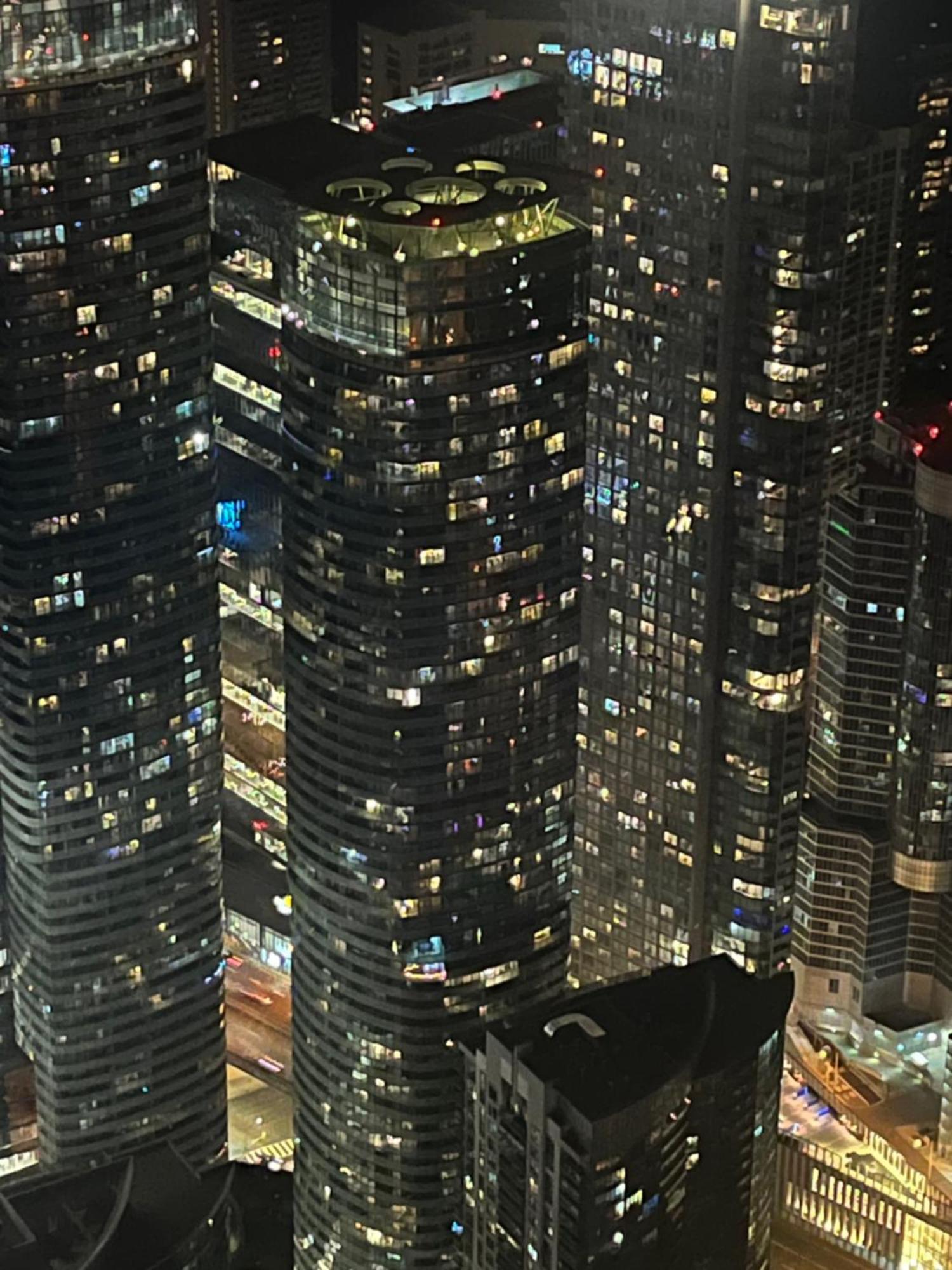 Апартаменты Magnificient View Next Cn Tower/Rogers/Union/Mtcc Торонто Экстерьер фото